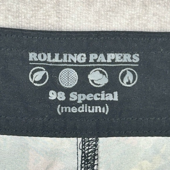 RAW Forest Camo Board Shorts Medium Rolling Papers 98 Special - Picture 3 of 6